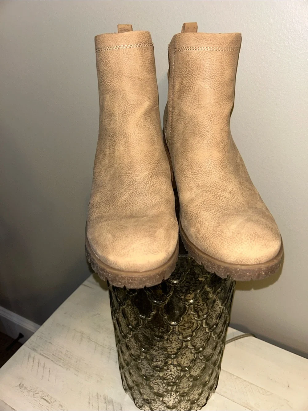 Korks Elise Lug bootie size 9